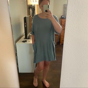 Carly Jean Los Angeles Dress